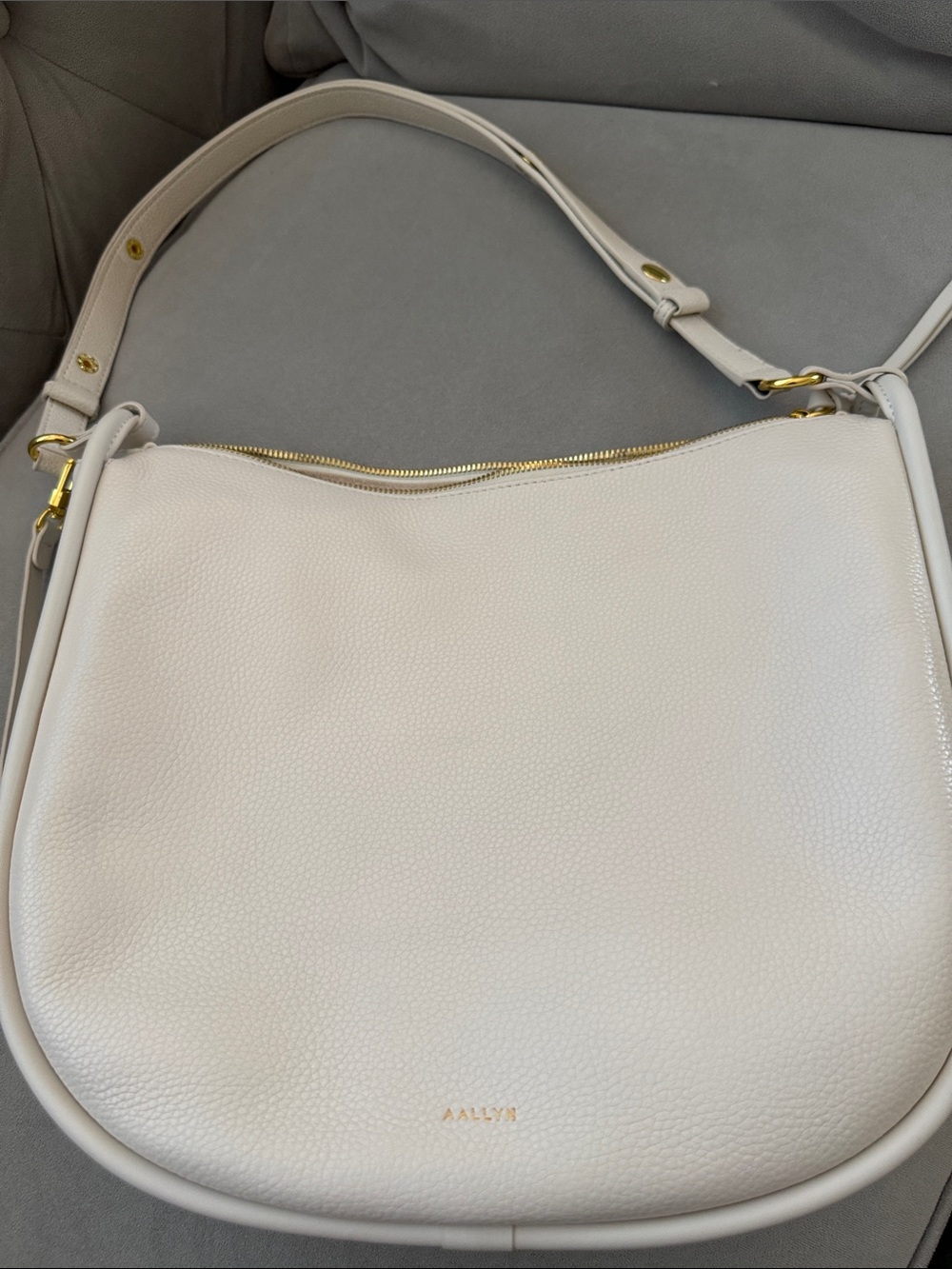 Allyn Cream Leather Shoulder Bag